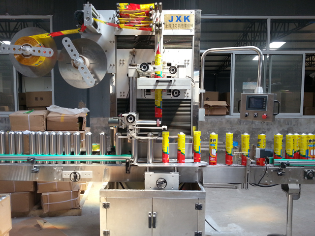 conveyor belt for shrink labeling machines.jpg