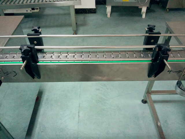 stainless steel conveyor belt (1).jpg