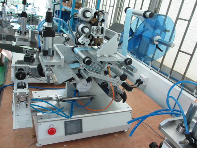 rolling labeling machine for round&flat&irregular bottle plana mquina de etiquetado botella redonda