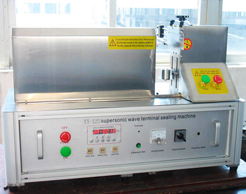 ultrasonic tubes sealing machines semi automatic Ultraschall-Rohr-Schweißmaschine Model YX-125